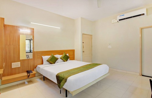 Rajajinagar Hotel | Itsy By Treebo - KES Residency