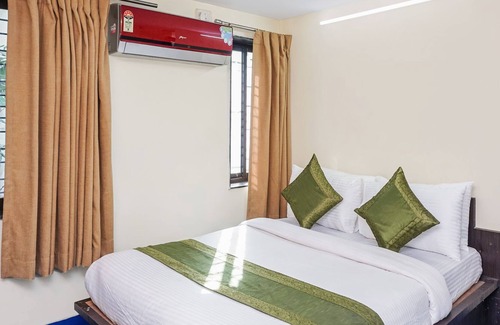 Daulatabad Hotel | Itsy By Treebo - Shagun Executive