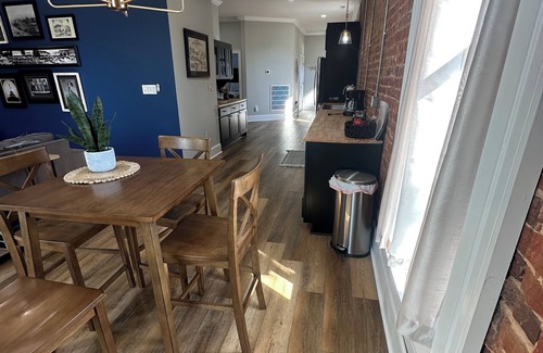 Iuka Apartment | Iuka Downtown Historic King Loft B