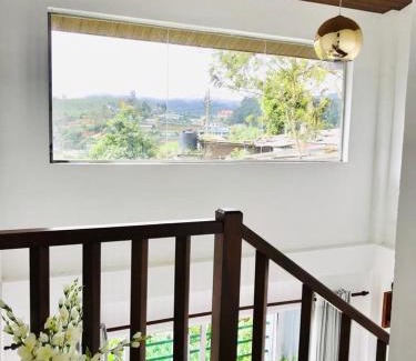 Nuwara Eliya Bed & Breakfast | Ivy Bungalow