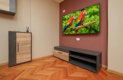 Ruse Center Apartment | Ivy Central Apartment
