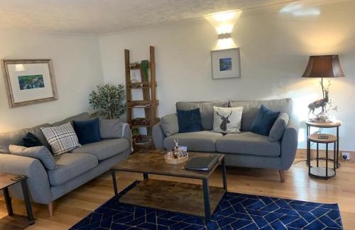 Aberfeldy House | Ivy Cottage, Aberfeldy - Highland Perthshire