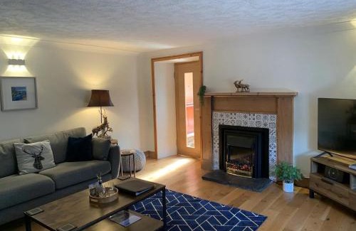 Aberfeldy House | Ivy Cottage, Aberfeldy - Highland Perthshire