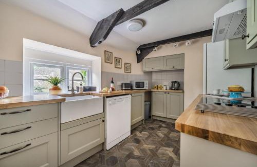 Newton Abbot House | Ivy Cottage