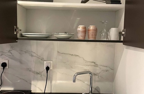 Al Quoz Apartment | IZA 1 Apartment, Classic Studio.