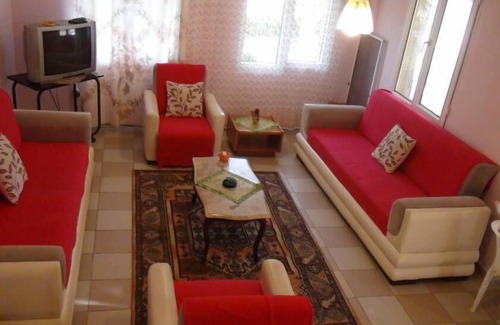 Ildır Koyu Villa | Izmir: Beachfront- seaside holiday villa from owner in Cesme ,Turkey.VILLA BANUHouse with garden