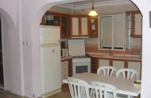 Ildır Koyu Villa | Izmir: Beachfront- seaside holiday villa from owner in Cesme ,Turkey.VILLA BANUHouse with garden