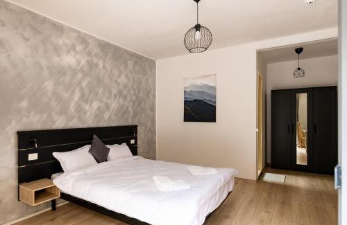 Rasnov House | Izvorul lui Dracula