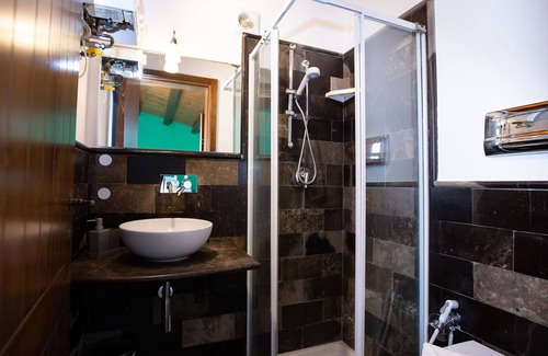 Ragusa Apartment | IzzHome Ulivo