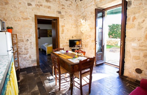 Ragusa Apartment | IzzHome Ulivo