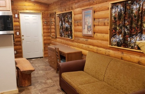 Island Park Apartment | J.bunkhouse Two Bed Unit on Henry's Lake just 15 minutes from Yellowstone