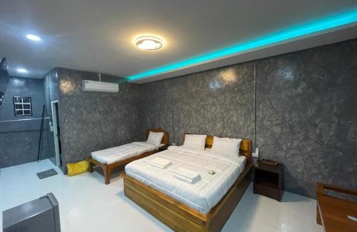 Mueang Kao House | J House Has Love