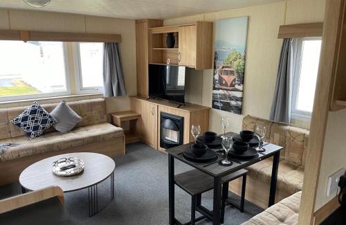 Dawlish Warren Other | J06 Warren Retreat