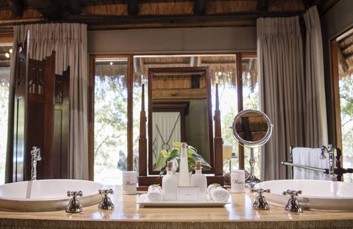 Thorny Bush Game Reserve Cabin | Jabulani Safari