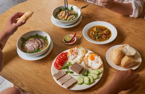 Dich Vong Hotel | Jacayl Hotel - Cầu Giấy