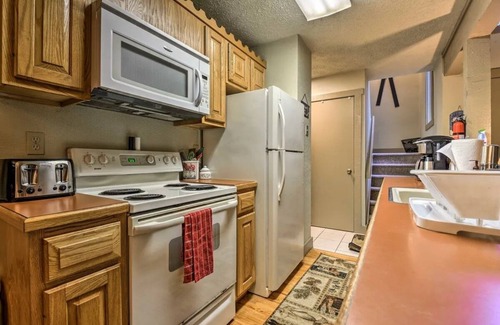 White Haven House | JACK FROST SKI MOUNTAIN, CENTRAL AIR CONDITIONING, SNOW RIDGE VILLAGE