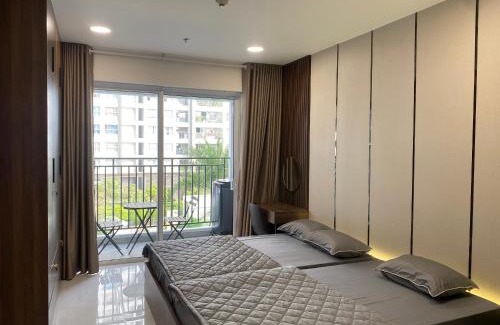 Tan Qui Dong Apartment | Jack's Home - Sunrise Riverside Block H, Dist 7