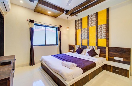 Bhilar House | Jackdaws 10 BHK Lavish & Luxurious Villa