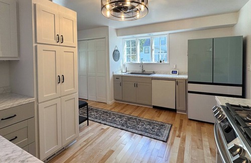 Sherrill House | Jackpot! Cozy Home Near Casino