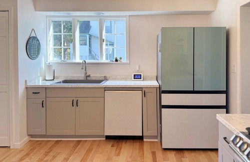 Sherrill House | Jackpot! Cozy Home Near Casino