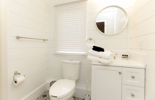 Prince Edward Hotel | Jackson's Falls Country Inn