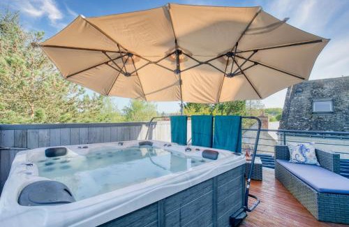 La Chapelle-sur-Loire House | Jacuzzi et Vue sur Loire - Maison d'hôtes L'Odyssée