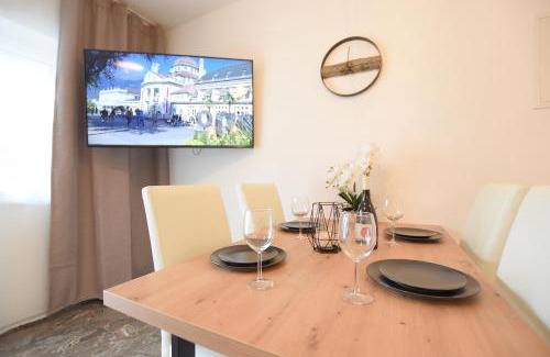 Plaus Apartment | Jacuzzi Suite Appartement bei Meran