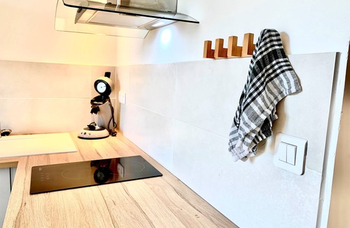 Manosque Apartment | JADE APPARTEMENT - One Bedroom Apartment, Sleeps 2