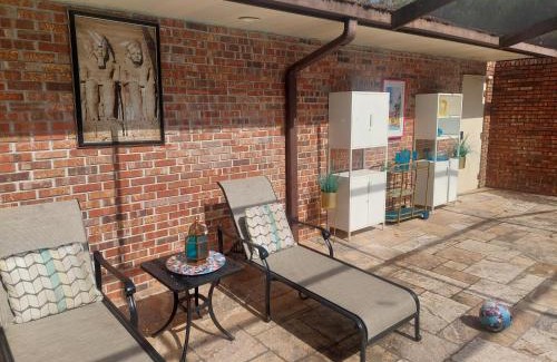 Temple Terrace House | Jade Jewel - Well-Appointed Tampa Home 4 Mi to USF Campus and Busch Gardens