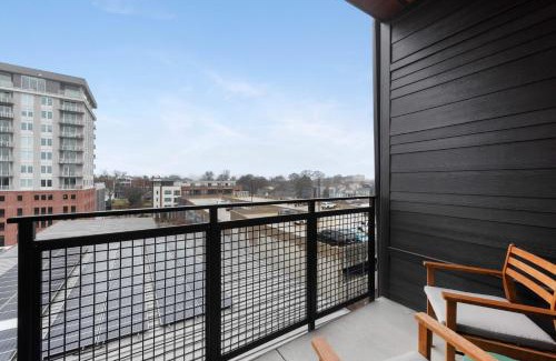 Old Fourth Ward House | Jade Junction