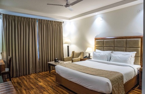 Ranchi Hotel | Jade Square