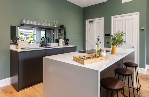 West End Apartment | Jade Suite - City Centre 2 Bed Luxury Apartment