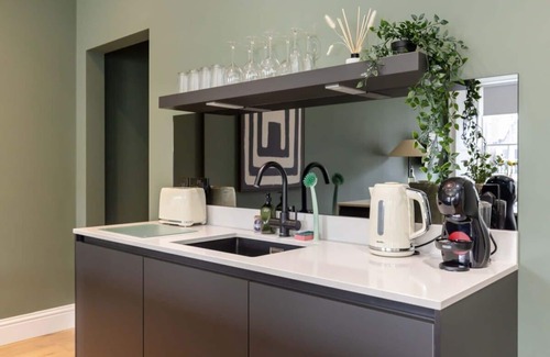 West End Apartment | Jade Suite - City Centre 2 Bed Luxury Apartment