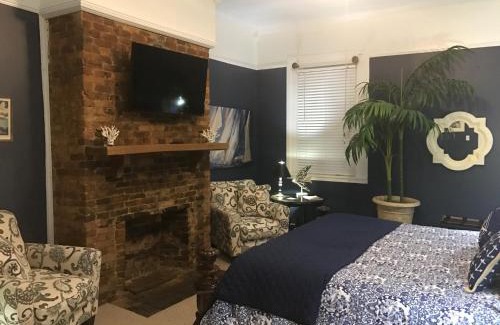 Bardstown Hotel | Jailer's Inn