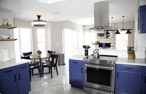 Madera Parc House | Jakes Place: Pool, Hot Tub, Billiards, Gazebo, BBQ, Fire Pit