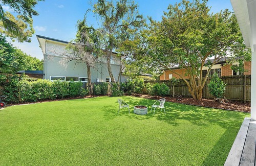 Lane Cove House | Jam Home | Luxury in Lane Cove Massive 4BR Home