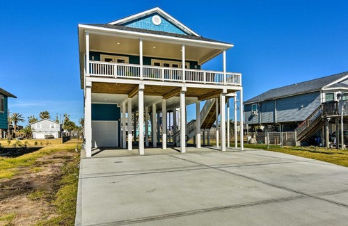 Jamaica Beach House | Jamaica Beach Vacation Rental - half Mi to Beach!