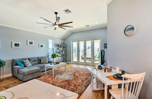 Jamaica Beach House | Jamaica Beach Vacation Rental - half Mi to Beach!