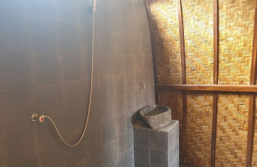 Sampalan Hotel | Jambu Guesthouse