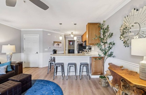 Lake Delton Apartment | Jana`s Cozy Lakeside Condo - Pickleball