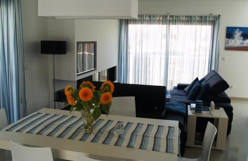 Salir do Porto Apartment | Janelas de Salir - By SCH