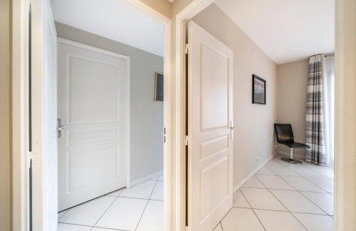 Cannes City Centre Apartment | Jardin Florian, 8/10 rue Victor Cousin, Cannes