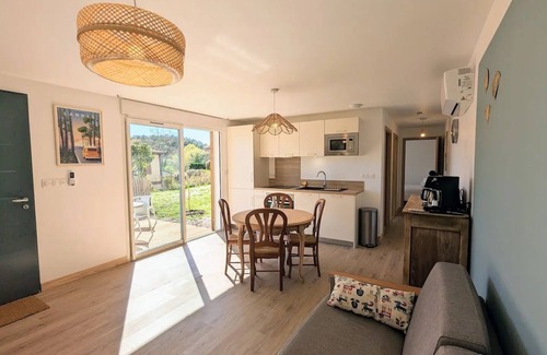 Lesperon House | Jasmin - Nature & sea with terrace and play area