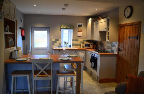 Eamont Bridge House | Jasmine Cottage, Eamont Bridge
