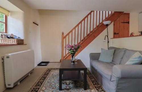 South Perrott House | Jasmine Cottage