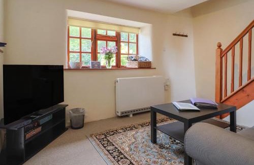 South Perrott House | Jasmine Cottage