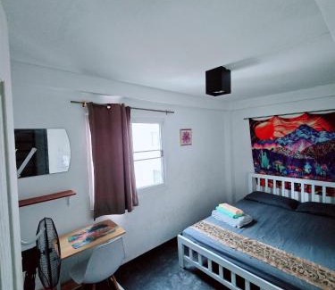 Chom Phon House | Jatujak Bangkok guesthouse R 03-06