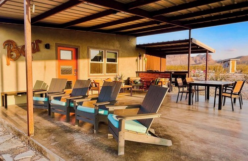 Alpine House | Javelina Hideout: Modern eco-friendly private home