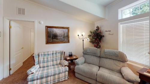 Red River House | Jayhawk Cottage With High Speed Wifi