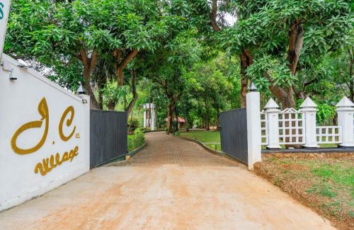 Dambulla Hotel | JC's Village